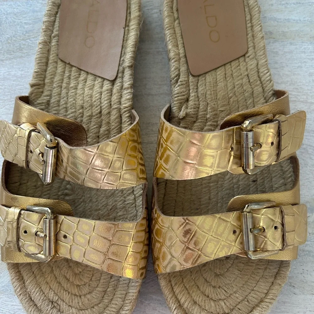 Aldo Dolci Gold Metallic Espadrille Sandals Reptile Crocodile Print Leather 9